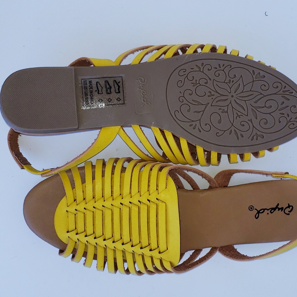 Guaraches - Picture 2 of 2